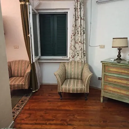 Residenza Spagnola Affittacamere 4*