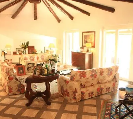 Residenza Spagnola 파르겔리아