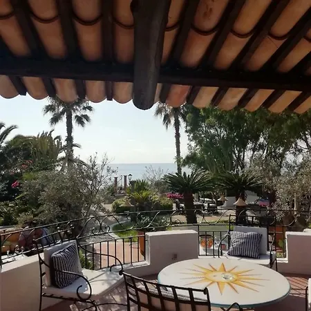 Residenza Spagnola 파르겔리아